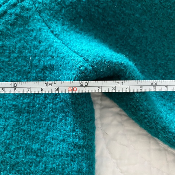 Vintage Sweater - Picture 2 of 10